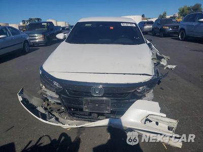 Piąte zdjęcie samochodu w środku: 2019 HONDA ACCORD SPORT VIN:1HGCV1F38KA142648 - miniatura