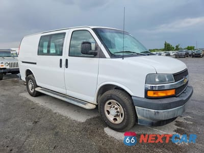Czwarte zdjęcie samochodu z boku: 2027 CHEVROLET EXPRESS 2500 CARGO DELIVERY VAN VIN:1GCWGAFG5J1907578 - miniatura