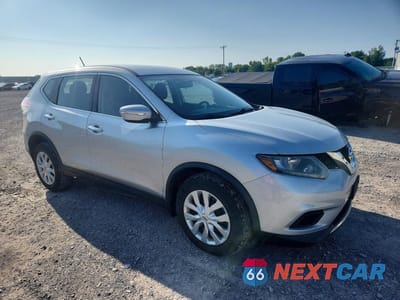 Czwarte zdjęcie samochodu z boku: 2015 NISSAN ROGUE S VIN:KNMAT2MV0FP581187 - miniatura