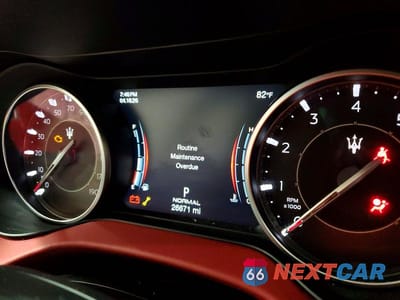 Zdjęcie 9 z 12 samochodu: 2022 MASERATI GHIBLI MODENA VIN:ZAM57YTM9NX399774 - miniatura