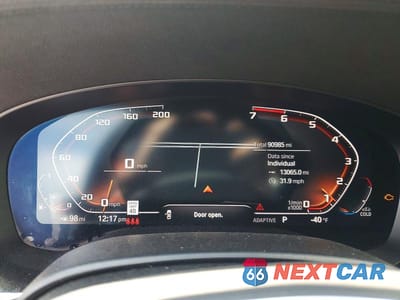 Zdjęcie 9 z 13 samochodu: 2020 BMW M550XI VIN:WBAJS7C04LBN96402 - miniatura