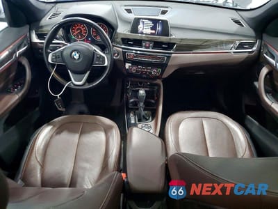Zdjęcie 8 z 13 samochodu: 2016 BMW X1 XDRIVE28I VIN:WBXHT3C37GP880202 - miniatura