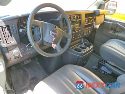 Zdjęcie 8 z 12 samochodu: 2024 GMC SAVANA BOX TRUCK VIN:1GD07RFPXR1176142 - miniatura