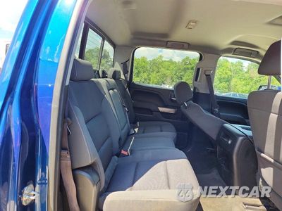 Zdjęcie 10 z 12 samochodu: 2017 CHEVROLET SILVERADO K1500 LT VIN:3GCUKREC6HG177923 - miniatura