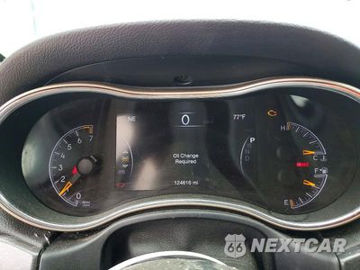 Zdjęcie 9 z 13 samochodu: 2017 JEEP GRAND CHEROKEE LAREDO VIN:1C4RJFAG4HC947488 - miniatura