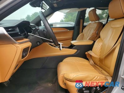 Zdjęcie 7 z 13 samochodu: 2022 JEEP GRAND CHEROKEE SUMMIT VIN:1C4RJHET9N8590407 - miniatura