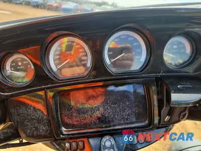 Zdjęcie 7 z 8 samochodu: 2024 HARLEY-DAVIDSON FLHTK VIN:1HD1KEF15RB623058 - miniatura