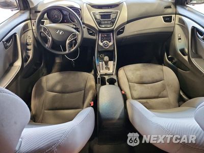 Zdjęcie 8 z 13 samochodu: 2013 HYUNDAI ELANTRA GLS VIN:5NPDH4AE3DH308297 - miniatura