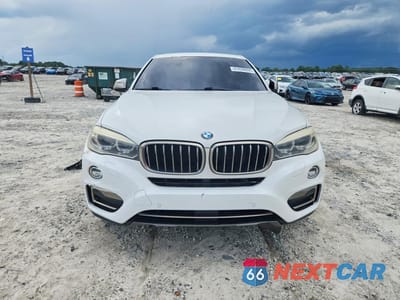 Piąte zdjęcie samochodu w środku: 2016 BMW X6 SDRIVE35I VIN:5UXKU0C53G0F92297 - miniatura