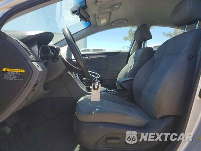 Zdjęcie 7 z 13 samochodu: 2012 HYUNDAI SONATA HYBRID VIN:KMHEC4A49CA026211 - miniatura