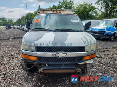 Piąte zdjęcie samochodu w środku: 2005 CHEVROLET EXPRESS G3500 VIN:1GBHG31UX51110965 - miniatura