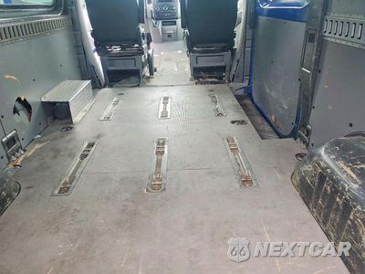 Zdjęcie 10 z 13 samochodu: 2011 FREIGHTLINER SPRINTER 2500 DELIVERY VAN VIN:WDYPE7CC6B5570559 - miniatura