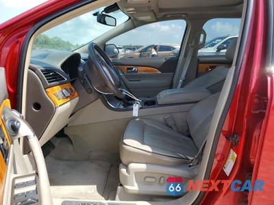 Zdjęcie 7 z 14 samochodu: 2012 LINCOLN MKX VIN:2LMDJ6JK1CBL13224 - miniatura