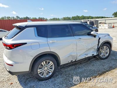 Trzecie zdjęcie samochodu z tyłu: 2024 MITSUBISHI OUTLANDER ES VIN:JA4J3UA87RZ023155 - miniatura