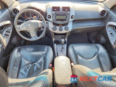 Zdjęcie 8 z 13 samochodu: 2007 TOYOTA RAV4 SPORT VIN:JTMBD32V076043901 - miniatura