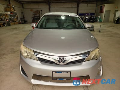 Piąte zdjęcie samochodu w środku: 2014 TOYOTA CAMRY LE VIN:4T1BF1FK6EU777865 - miniatura
