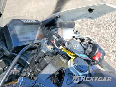 Zdjęcie 8 z 9 samochodu: 2025 HONDA CBR1000 RR VIN:JH2SC7710SK800156 - miniatura
