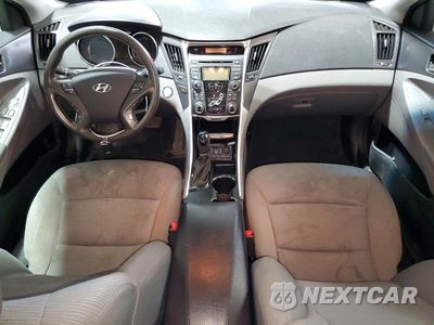 Zdjęcie 8 z 13 samochodu: 2013 HYUNDAI SONATA HYBRID VIN:KMHEC4A44DA092845 - miniatura