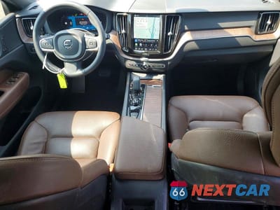 Zdjęcie 8 z 13 samochodu: 2022 VOLVO XC60 B5 MOMENTUM VIN:YV4L12DK4N1025094 - miniatura