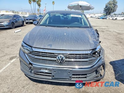 Piąte zdjęcie samochodu w środku: 2022 VOLKSWAGEN JETTA SE VIN:3VW7M7BU0NM005454 - miniatura