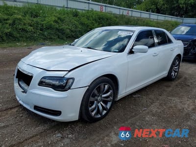 2013 CHRYSLER 300 2C3CCAAG2DH530093 - główne zdjęcie licytacji z USA - miniatura