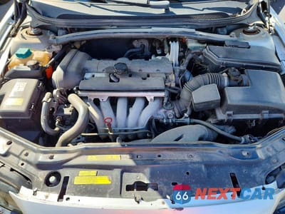 Zdjęcie 11 z 12 samochodu: 2004 VOLVO S60 VIN:YV1RS61T142343630 - miniatura