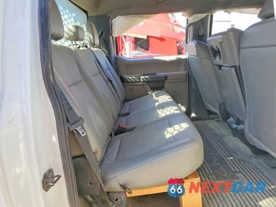 Zdjęcie 10 z 12 samochodu: 2022 FORD F350 SD 4WD 6.2L V8 STAKE BED VIN:1FD8W3H62NED17361 - miniatura