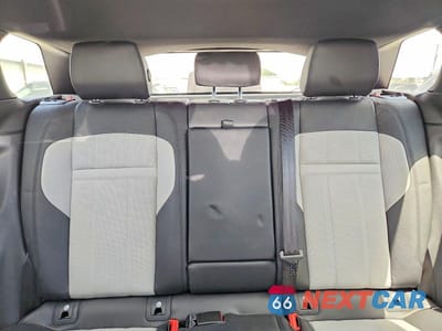 Zdjęcie 10 z 14 samochodu: 2023 LAND ROVER RANGE ROVER EVOQUE R-DYNAMIC S VIN:SALZT2FX9PH180789 - miniatura