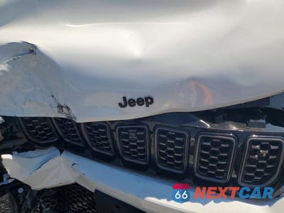 Zdjęcie 12 z 13 samochodu: 2025 JEEP GRAND CHEROKEE SUMMIT VIN:1C4RJHEG7S8791818 - miniatura