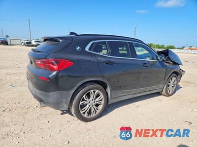 Trzecie zdjęcie samochodu z tyłu: 2018 BMW X2 XDRIVE28I VIN:WBXYJ5C32JEF73902 - miniatura