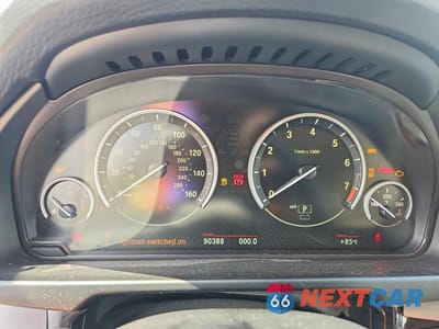 Zdjęcie 9 z 12 samochodu: 2016 BMW X5 XDR40E VIN:5UXKT0C58G0S77737 - miniatura