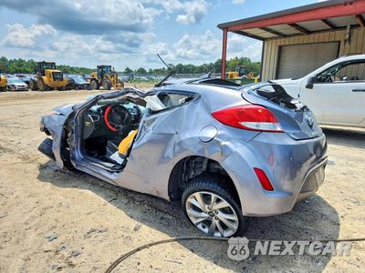 Drugie zdjęcie samochodu z przodu: 2017 HYUNDAI VELOSTER BASE VIN:KMHTC6AD3HU323371 - miniatura