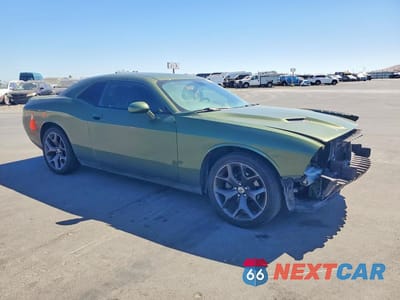 Czwarte zdjęcie samochodu z boku: 2020 DODGE CHALLENGER SXT VIN:2C3CDZAG1LH213738 - miniatura
