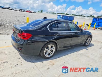 Trzecie zdjęcie samochodu z tyłu: 2017 BMW 330 I VIN:WBA8B9C34HK885159 - miniatura