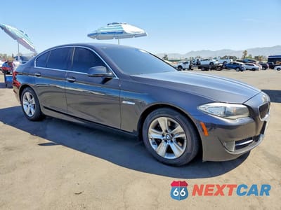 Czwarte zdjęcie samochodu z boku: 2011 BMW 528 I VIN:WBAFR1C5XBC744491 - miniatura