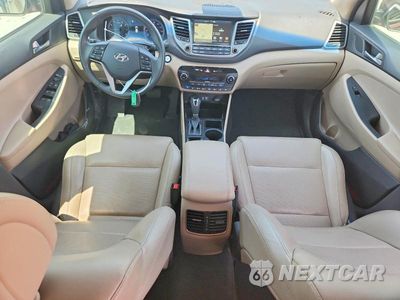 Zdjęcie 8 z 13 samochodu: 2016 HYUNDAI TUCSON LIMITED VIN:KM8J33A22GU069445 - miniatura