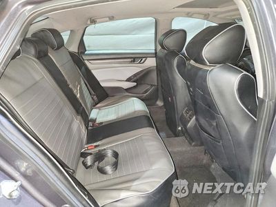 Zdjęcie 10 z 12 samochodu: 2018 HONDA ACCORD TOURING VIN:1HGCV2F94JA015811 - miniatura