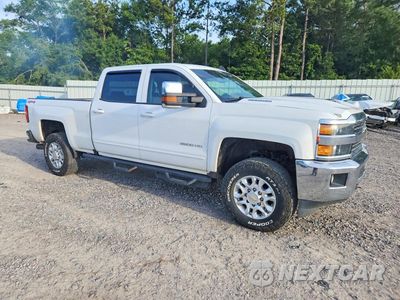Czwarte zdjęcie samochodu z boku: 2018 CHEVROLET SILVERADO K2500 HEAVY DUTY LT VIN:1GC1KVEY7JF153368 - miniatura