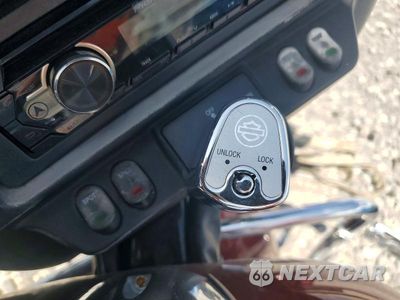 Zdjęcie 8 z 9 samochodu: 2009 HARLEY-DAVIDSON FLHTCU VIN:1HD1FC4139Y603626 - miniatura