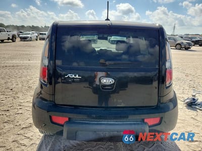 Zdjęcie 6 z 12 samochodu: 2011 KIA SOUL + VIN:KNDJT2A21B7351078 - miniatura