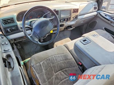 Zdjęcie 8 z 12 samochodu: 2000 FORD F250 SUPER DUTY VIN:1FTNX20S5YEA47618 - miniatura