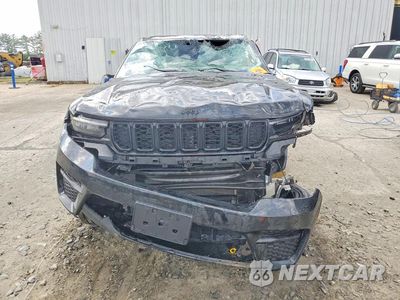 Piąte zdjęcie samochodu w środku: 2025 JEEP GRAND CHEROKEE LAREDO VIN:1C4RJHAG1S8753166 - miniatura
