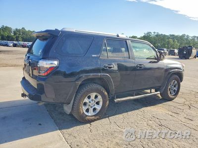 Trzecie zdjęcie samochodu z tyłu: 2016 TOYOTA 4RUNNER SR5 VIN:JTEZU5JR6G5139550 - miniatura