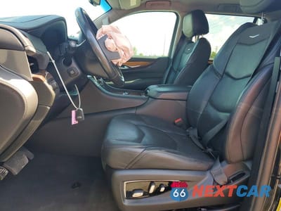 Zdjęcie 7 z 12 samochodu: 2019 CADILLAC ESCALADE VIN:1GYS3AKJ0KR346618 - miniatura