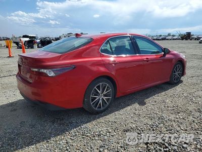 Trzecie zdjęcie samochodu z tyłu: 2023 TOYOTA CAMRY XLE VIN:4T1F31AK0PU054422 - miniatura