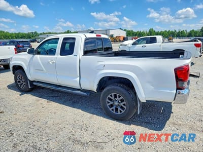 Drugie zdjęcie samochodu z przodu: 2022 TOYOTA TACOMA SR5 V6 VIN:3TYRZ5CN8NT020457 - miniatura