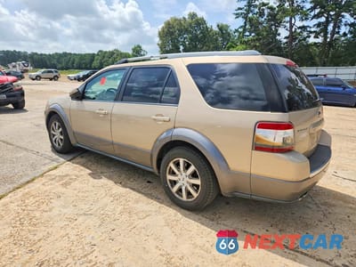 Drugie zdjęcie samochodu z przodu: 2008 FORD TAURUS X SEL VIN:1FMDK05W28GA00735 - miniatura