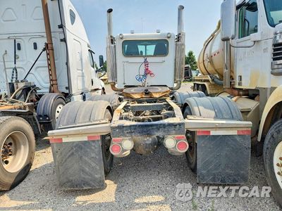 Zdjęcie 6 z 13 samochodu: 2012 PETERBILT 388 SEMI TRUCK VIN:1XPWD49X9CD161853 - miniatura