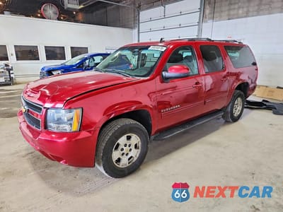 2013 CHEVROLET SUBURBAN K1500 LS 1GNSKHE75DR343256 - główne zdjęcie licytacji z USA - miniatura