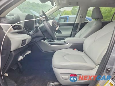 Zdjęcie 7 z 13 samochodu: 2026 TOYOTA HIGHLANDER XLE VIN:5TDKDRBH6TS598911 - miniatura